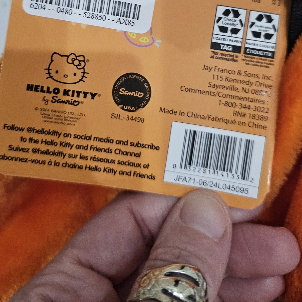 Sanrio 2 Pack Orange Halloween Spiderweb Pumpkin Hello Kitty Soft Throw Blanket - Picture 7 of 8